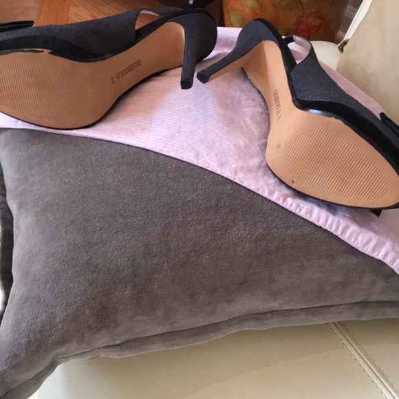 Gorgeous Black & gray platform sling backs - Picture 2 of 3